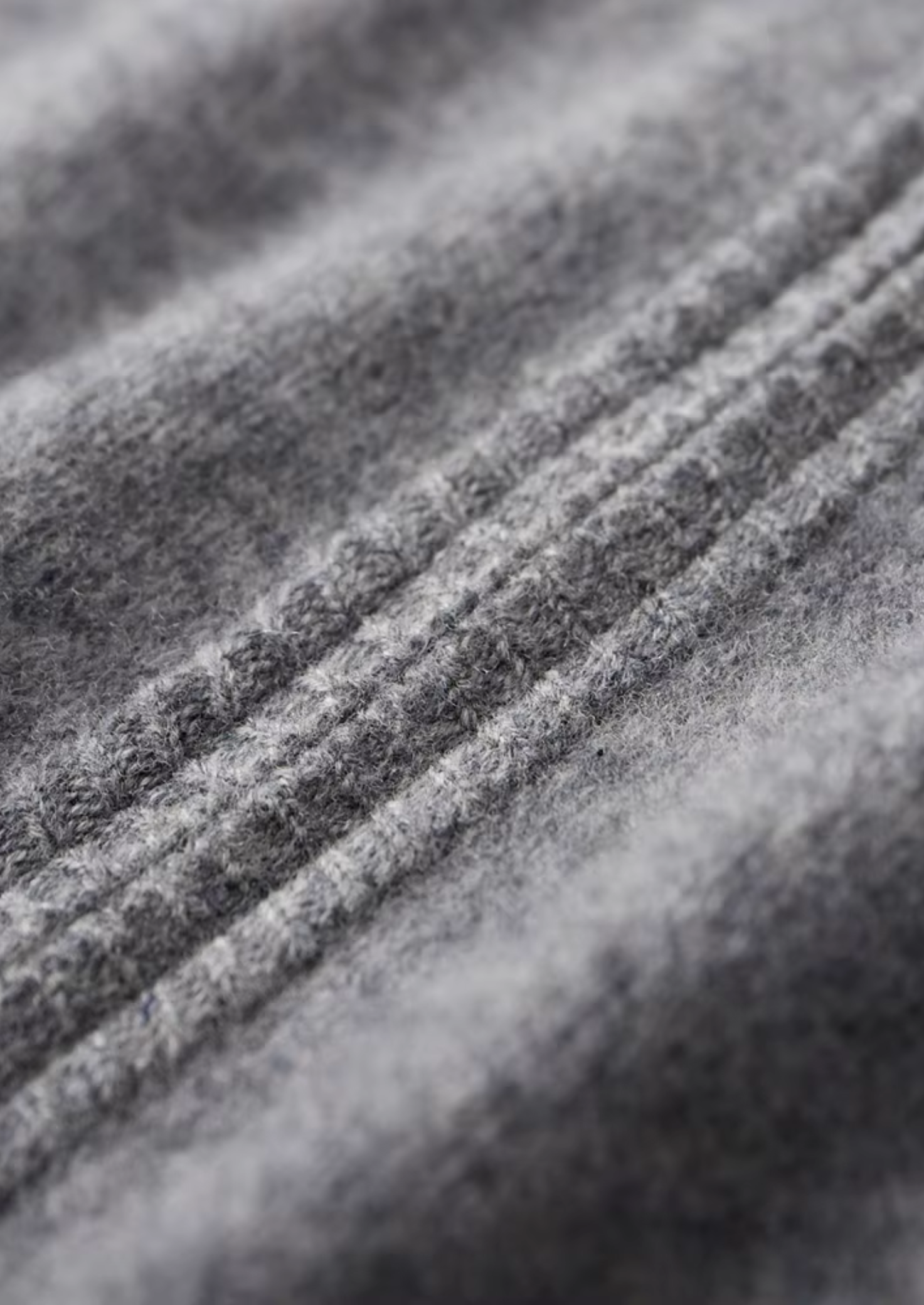 Pure Extra-Fine Merino Wool Tivro Set